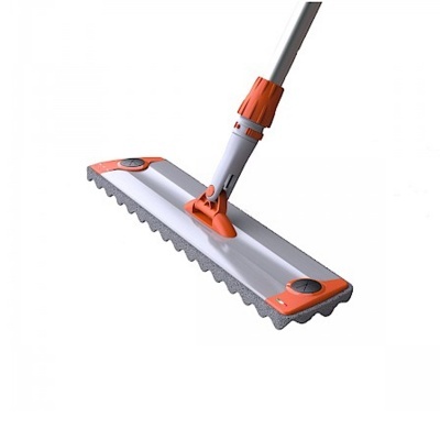 Mopa de limpeza branca, cinza e laranja com cabo cinza