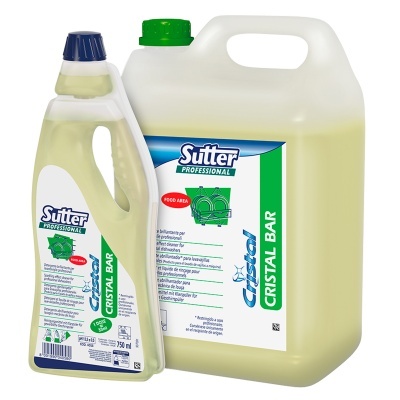 Duas embalagens de líquido de limpeza Sutter Professional Cristal Bar, uma pequena e outra grande, com rótulos verdes e brancos.