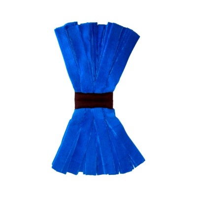 pompom azul aveludado com faixa preta