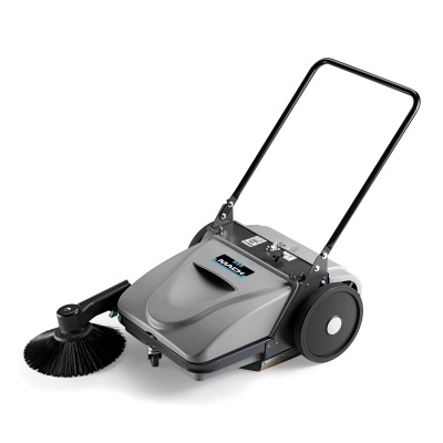 Varredora de piso manual cinza com rodas pretas e escova lateral preta