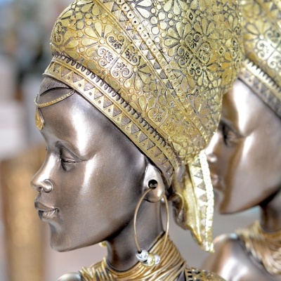 Figura "Mulher Africana"