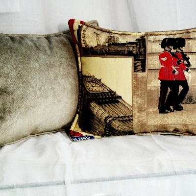 Almofada Decorativa c/ Tema