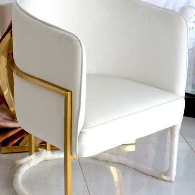 Cadeirão Com Design