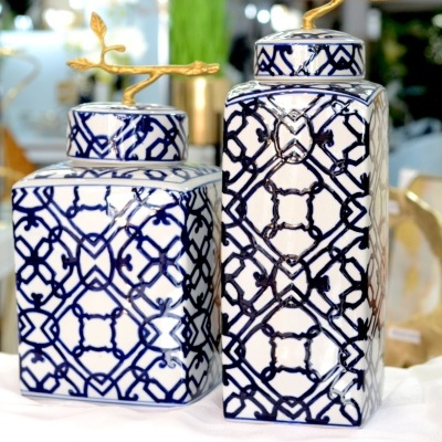 Conjunto de Potes Decorativos Conjunto de Potes Decorativos