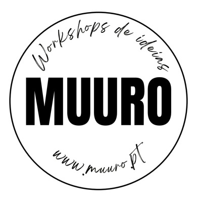 Logótipo circular preto e branco com texto MUURO e www.muuro.pt