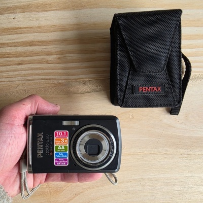 https://www.muuro.pt/product/pentax-optio-e60