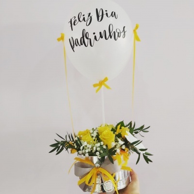 Caixa&#x20;de&#x20;Rosas&#x20;com&#x20;Bal&#x00E3;o