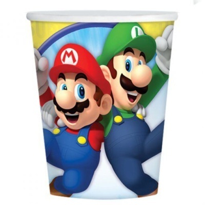 Copo plástico com imagem dos personagens Mario e Luigi do Super Mario