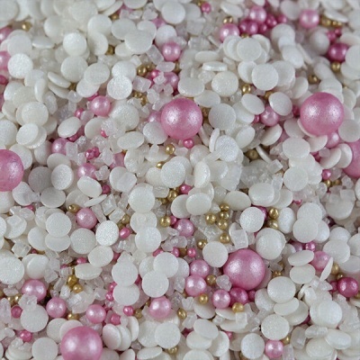 Confeitos para bolos em diferentes formas e cores