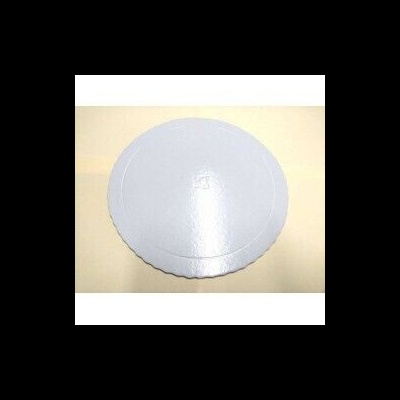 Disco branco redondo de cartão com bordas dentadas sobre superfície amarela.