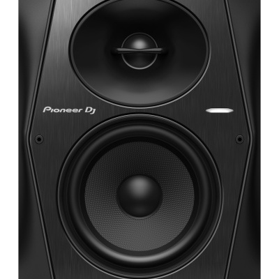 Coluna de som preta Pioneer DJ com dois altifalantes