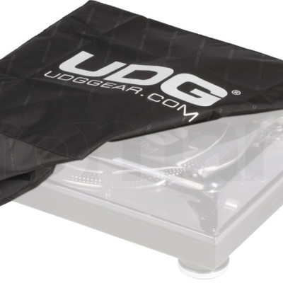 Proteção preta de tecido para equipamento com texto branco UDG UDGGEAR.COM.