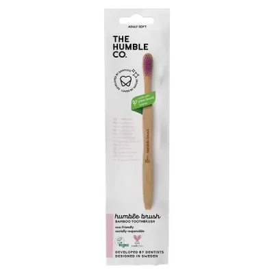 Escova de dentes de bambu THE HUMBLE CO. em embalagem branca