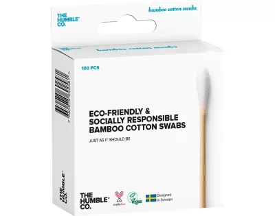 Embalagem branca de cotonetes de bambu com texto e logotipos