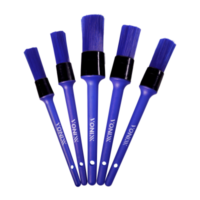 Conjunto de cinco pincéis azuis com cabos plásticos e cerdas sintéticas