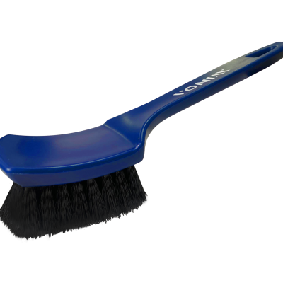 Escova de limpeza azul com cerdas pretas e texto 'VONIXX' no cabo