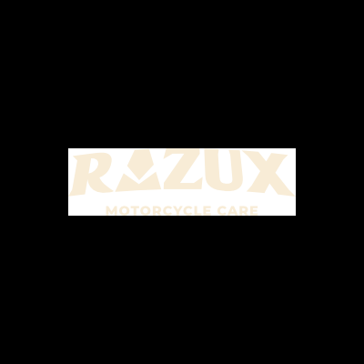 Logotipo da marca RAZUX MOTORCYCLE CARE em bege claro sobre fundo escuro