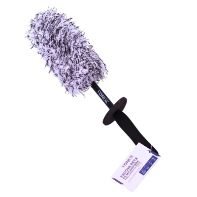 Escova preta e roxa para limpeza com microfibra e cabo preto