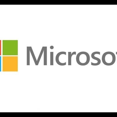 Logótipo colorido da Microsoft com texto cinzento