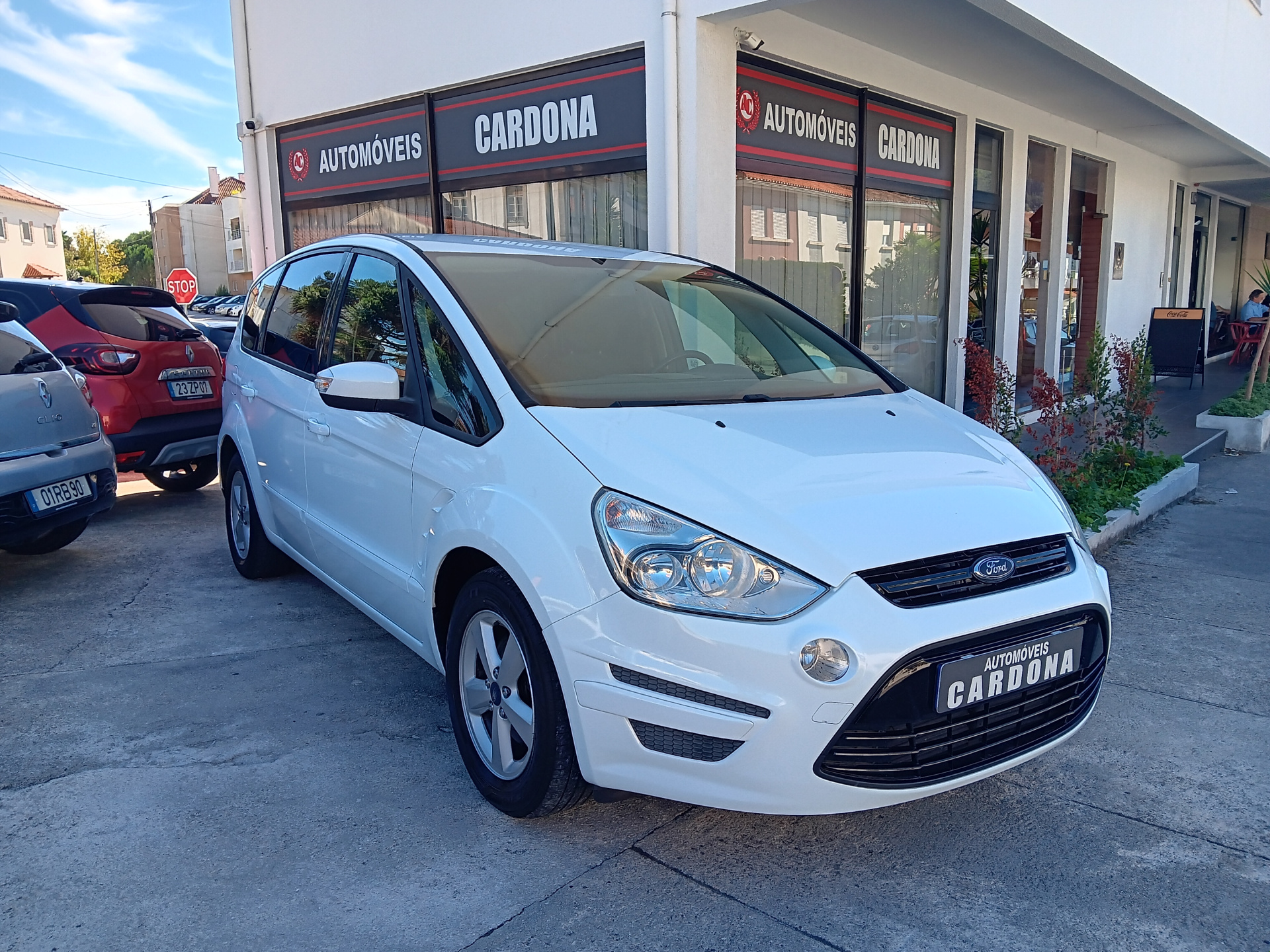 Ford S-Max 2.0 TDCi Trend 140cv 7 Lugares Ford S-Max 2.0 TDCi Trend 140cv 7 Lugares