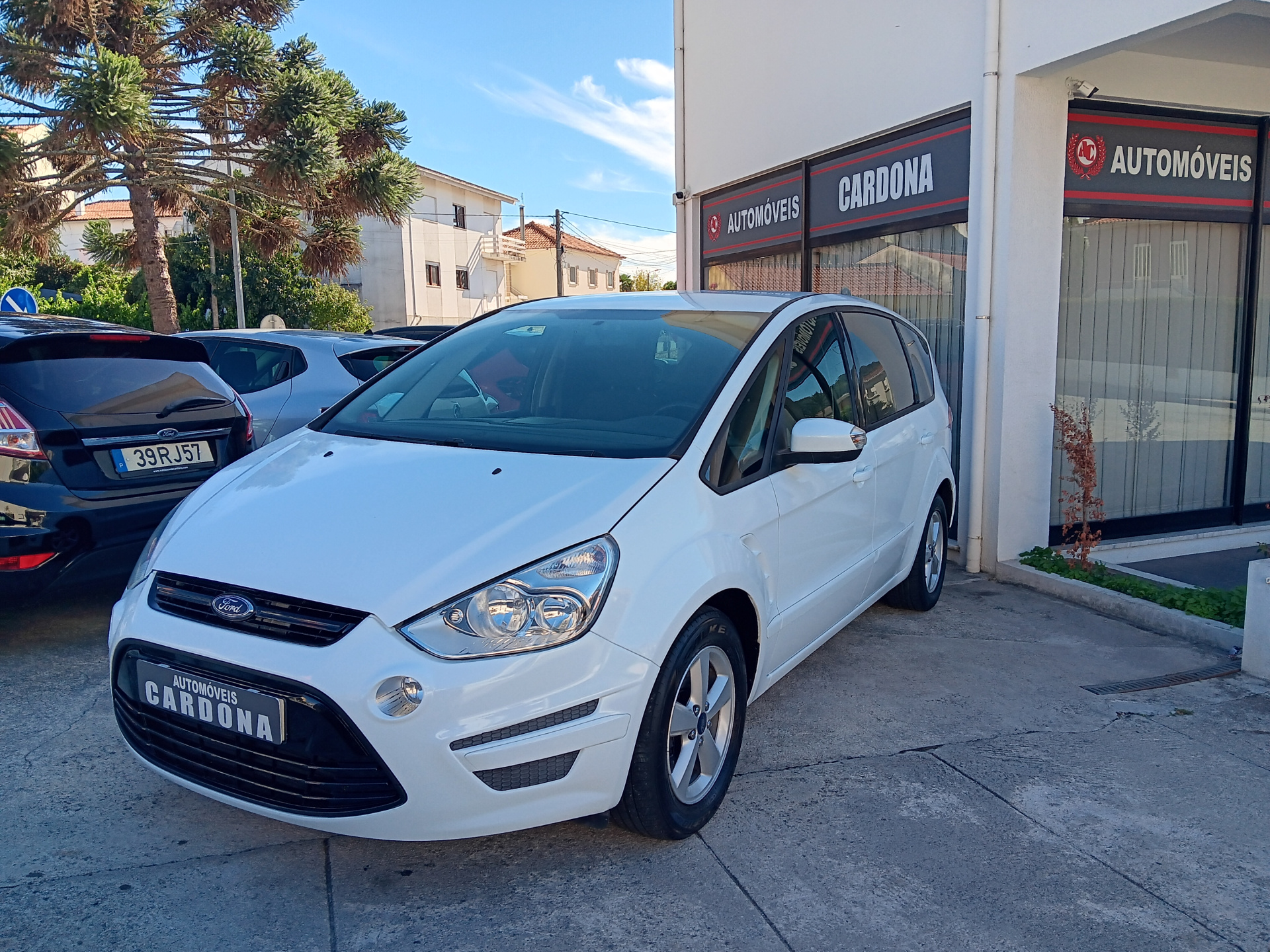 Ford S-Max 2.0 TDCi Trend 140cv 7 Lugares Ford S-Max 2.0 TDCi Trend 140cv 7 Lugares