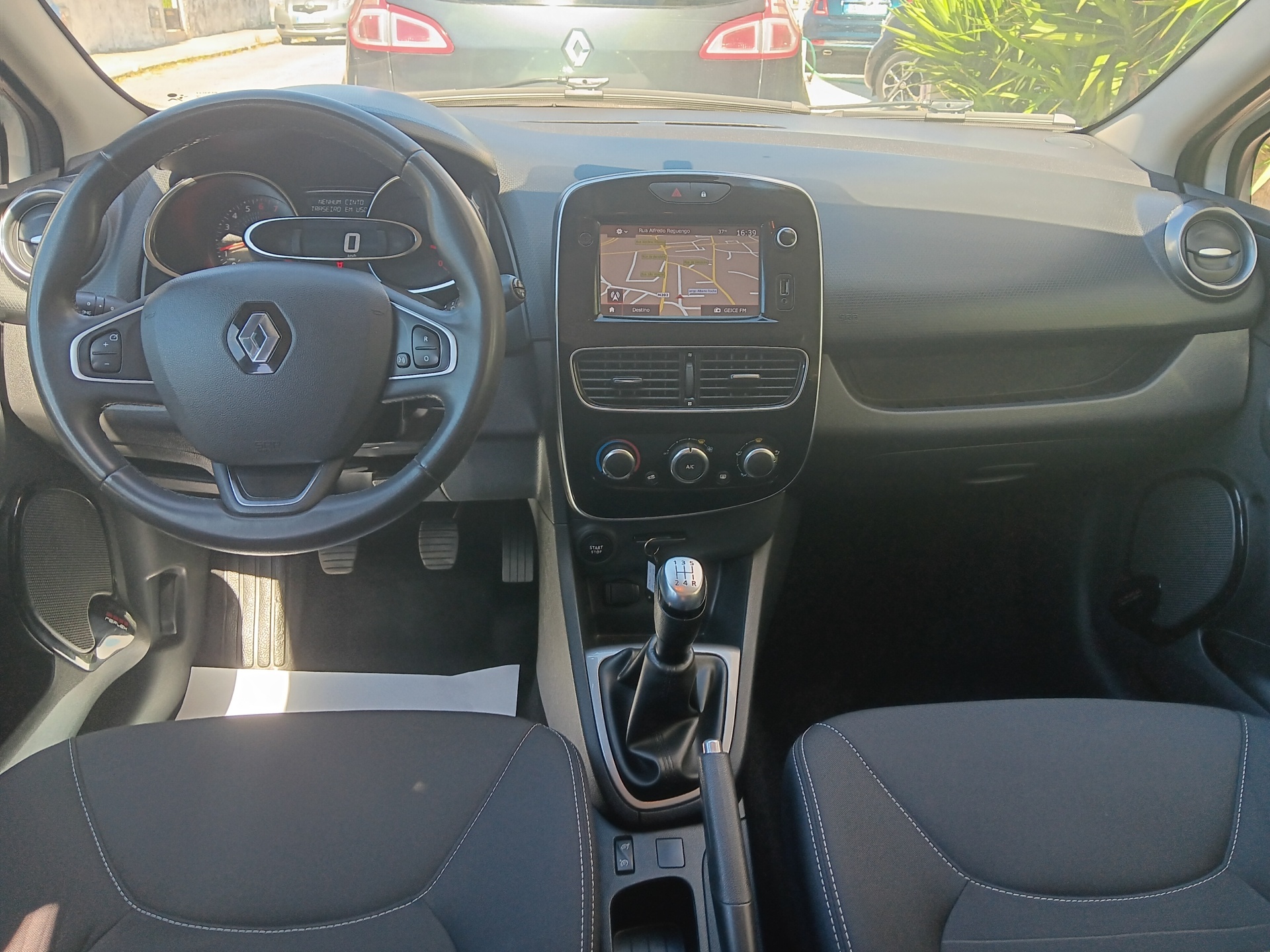 Renault Clio Sport Tourer Limited 0.9 TCe 90cv Renault Clio Sport Tourer Limited 0.9 TCe 90cv