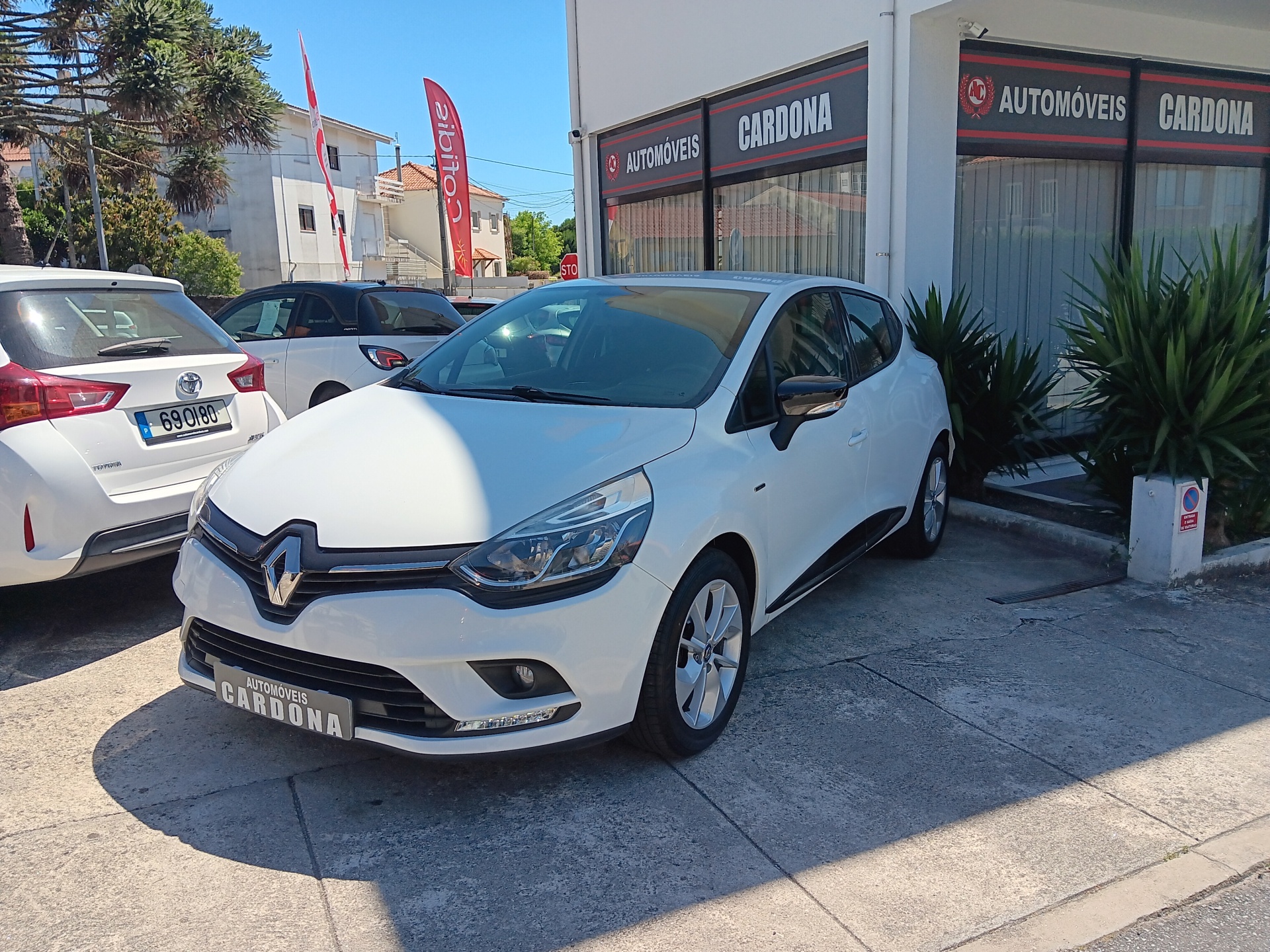 Renault Clio Limited 0.9 TCe 90cv Renault Clio Limited 0.9 TCe 90cv