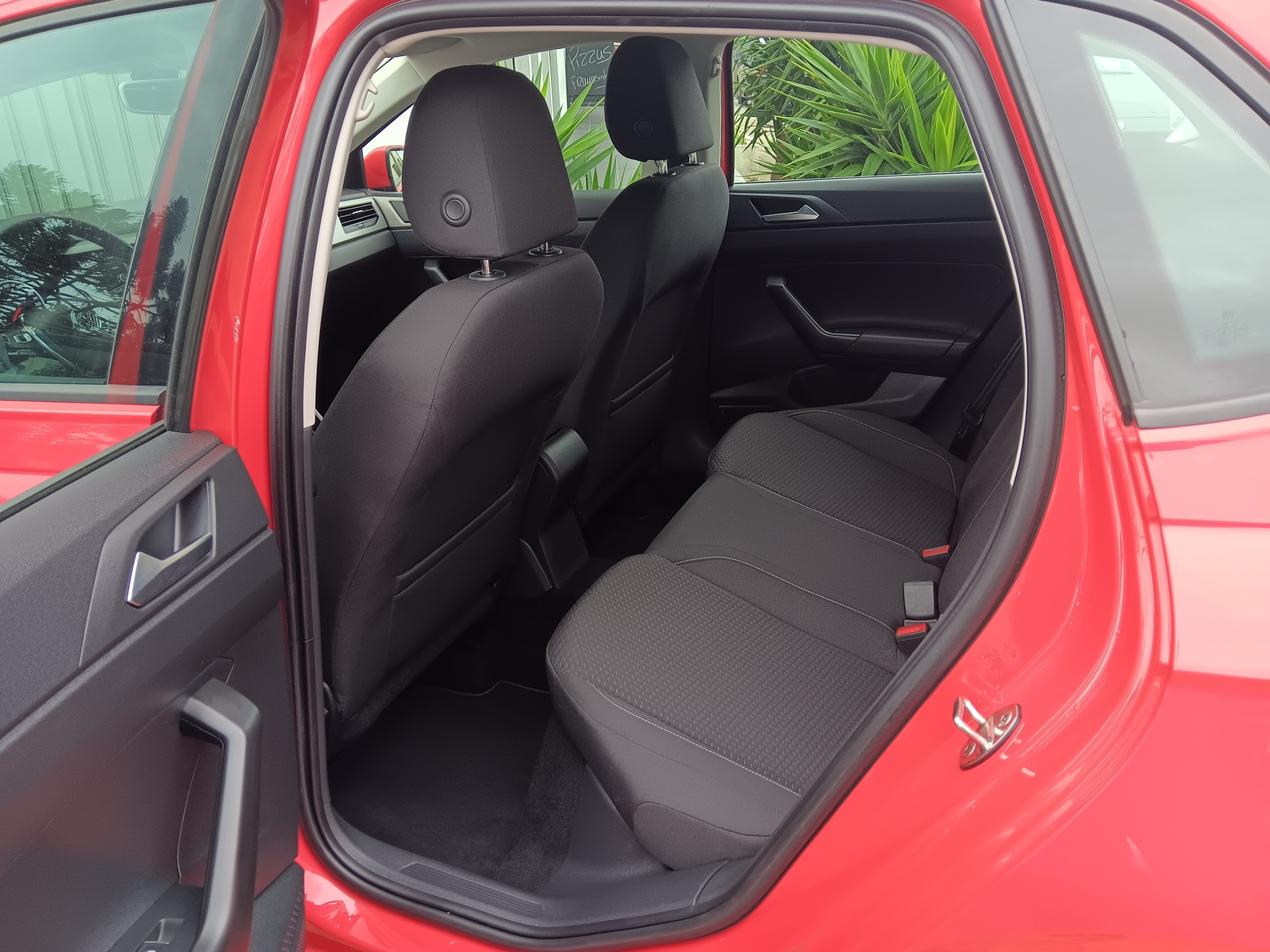 Volkswagen Polo Confortline 1.0 TSi 95cv Volkswagen Polo Confortline 1.0 TSi 95cv