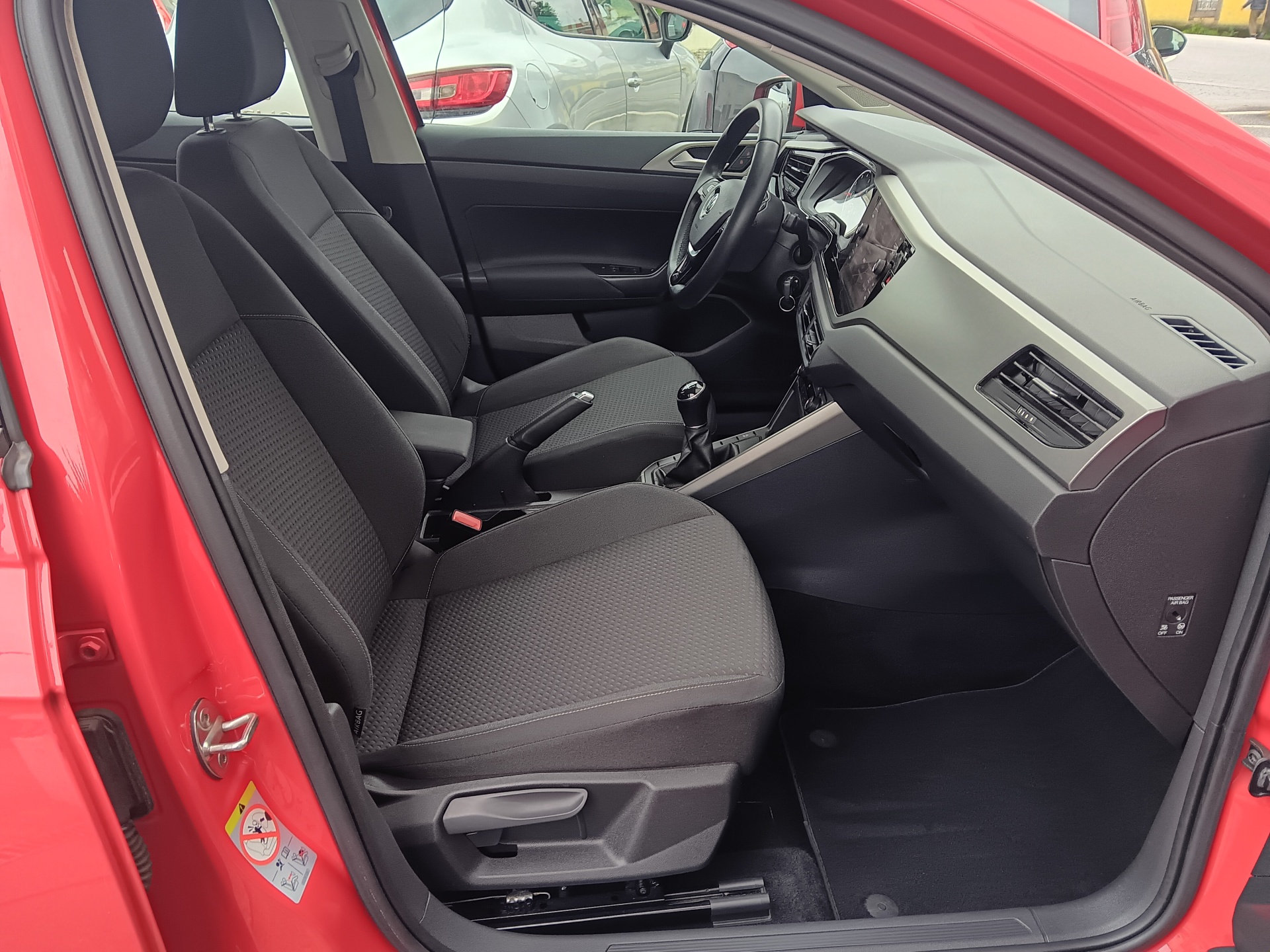 Volkswagen Polo Confortline 1.0 TSi 95cv Volkswagen Polo Confortline 1.0 TSi 95cv