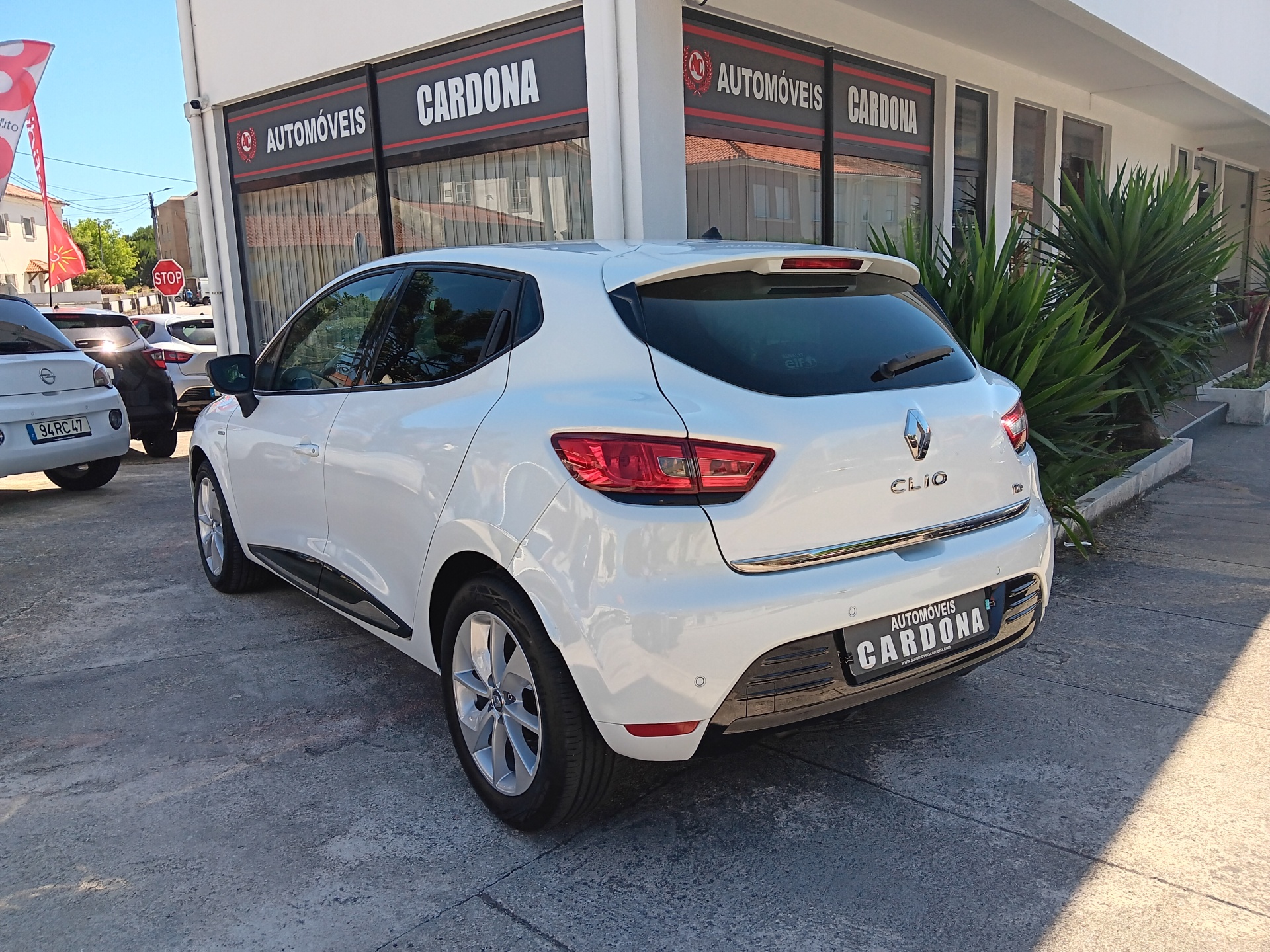 Renault Clio Limited 0.9 TCe 90cv Renault Clio Limited 0.9 TCe 90cv