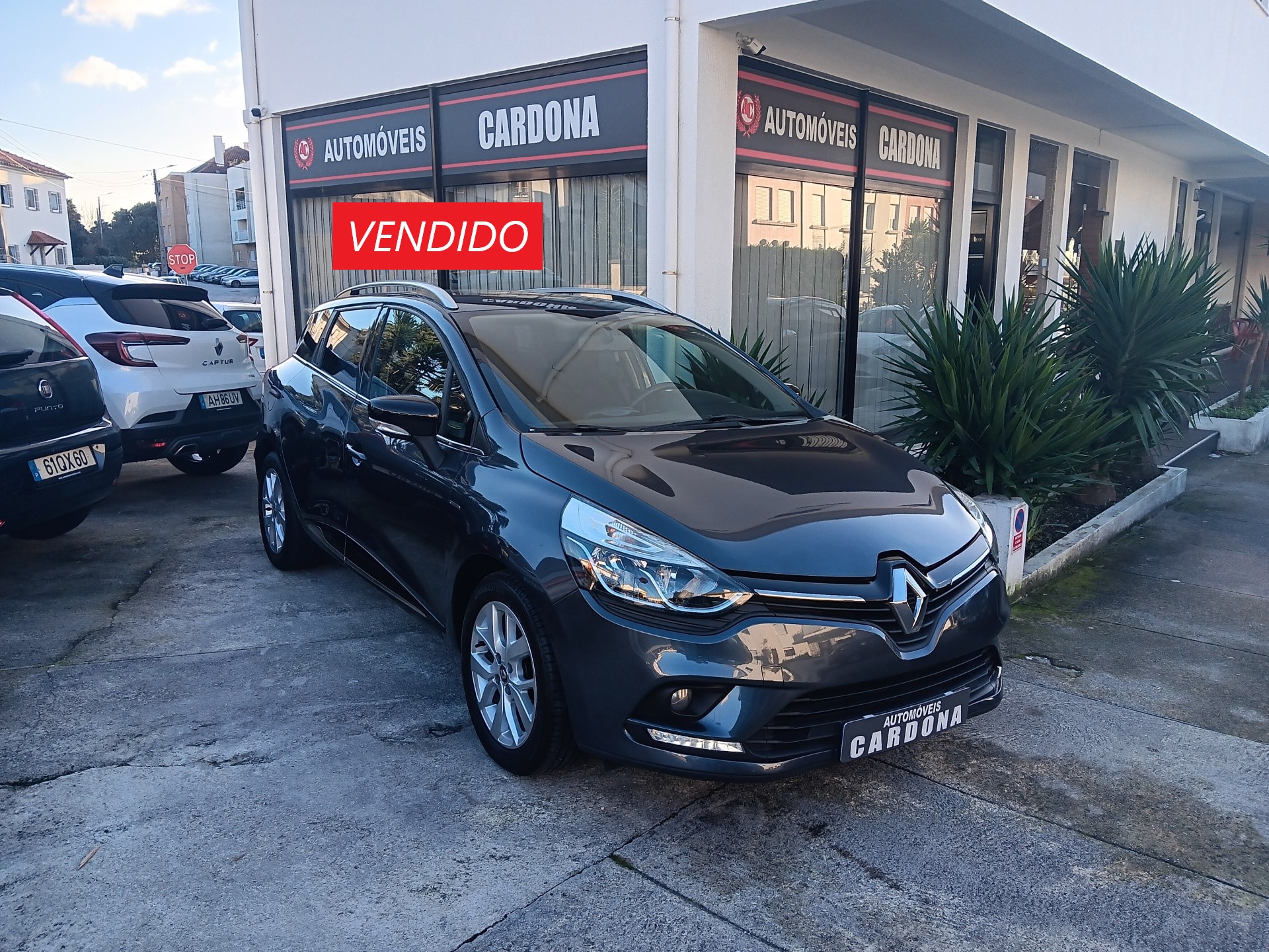 Renault Clio Sport Tourer Limited 0.9 TCE 90cv Renault Clio Sport Tourer Limited 0.9 TCE 90cv