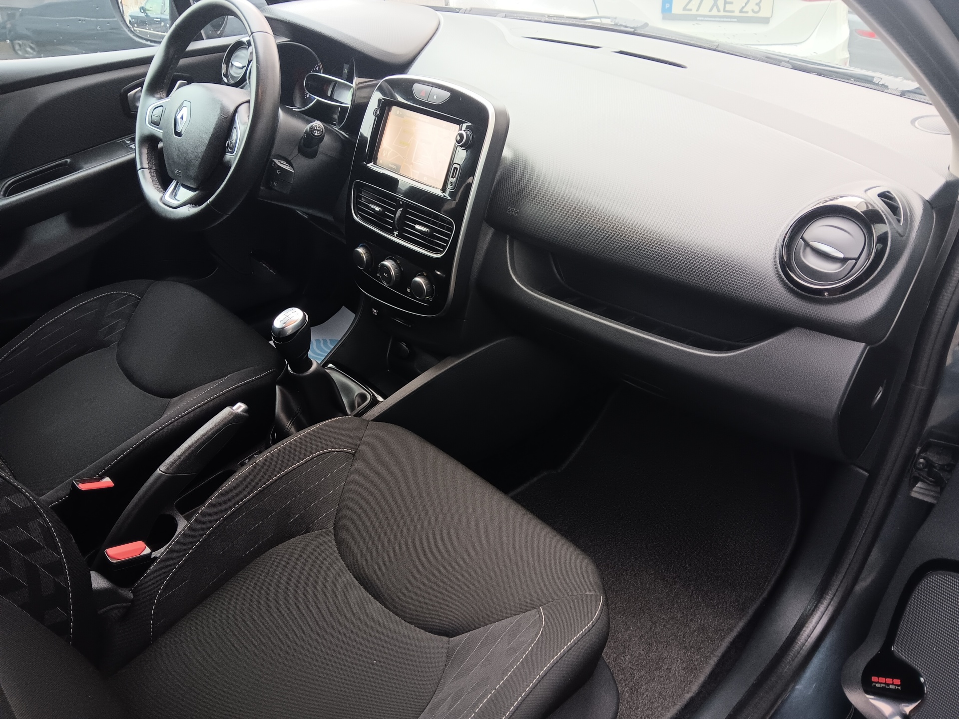 Renault Clio Sport Tourer Limited 0.9 TCE 90cv Renault Clio Sport Tourer Limited 0.9 TCE 90cv