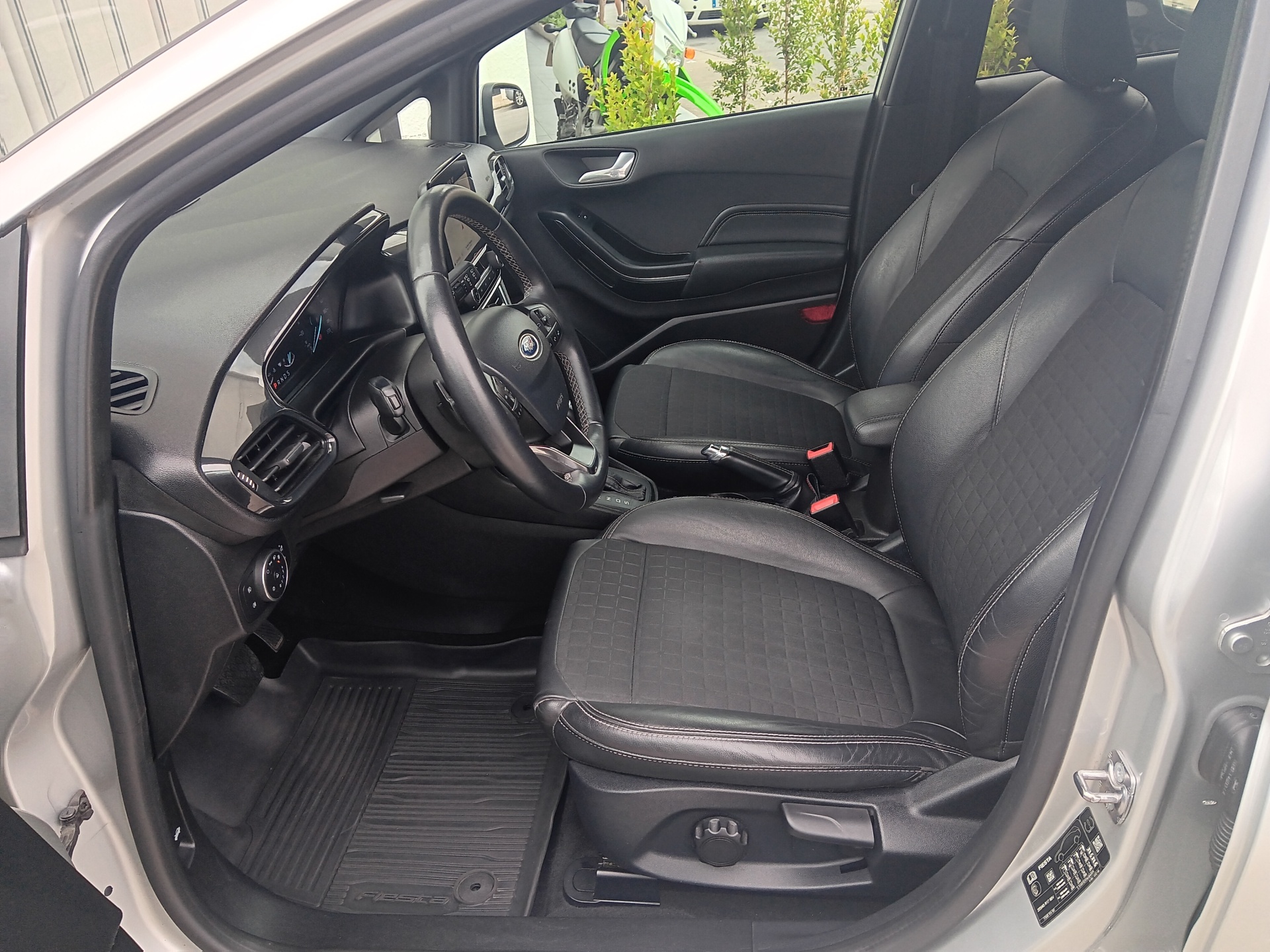 Ford Fiesta Active 1.0 Ecoboost 100cv Ford Fiesta Active 1.0 Ecoboost 100cv