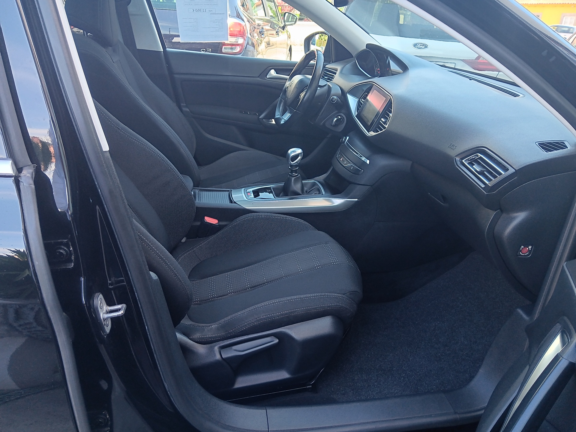 Peugeot 308 Sw Allure 1.6 e-HDi 115cv Peugeot 308 Sw Allure 1.6 e-HDi 115cv