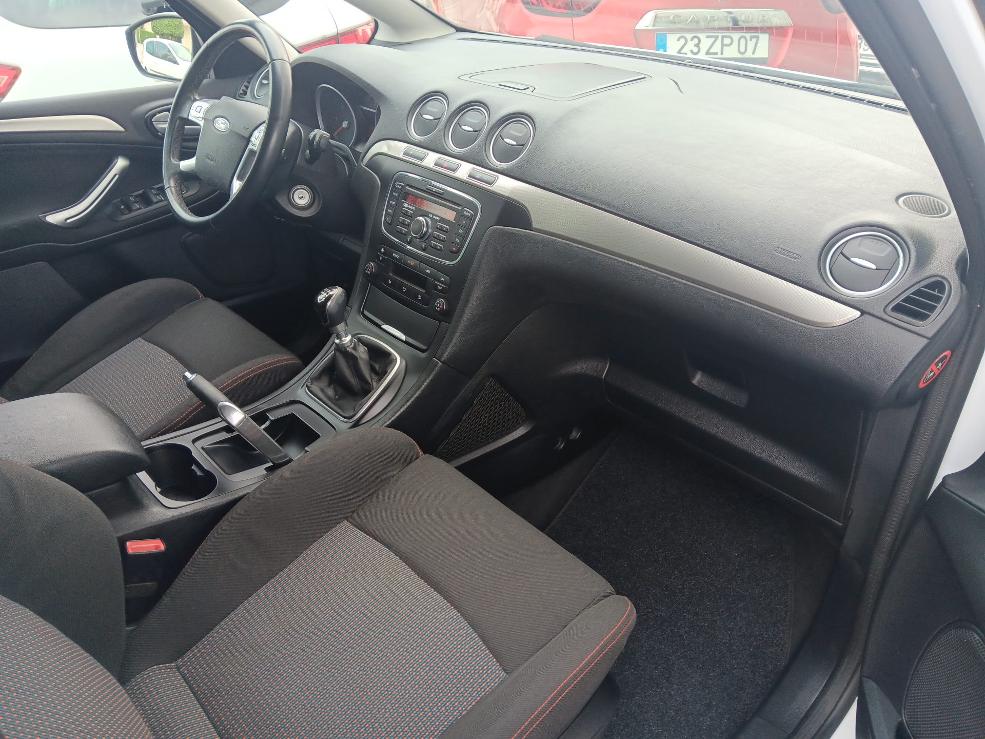Ford S-Max 2.0 TDCi Trend 140cv 7 Lugares Ford S-Max 2.0 TDCi Trend 140cv 7 Lugares
