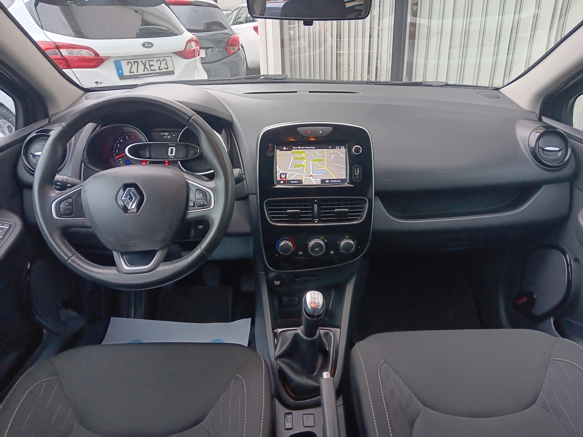 Renault Clio Sport Tourer Limited 0.9 TCE 90cv Renault Clio Sport Tourer Limited 0.9 TCE 90cv