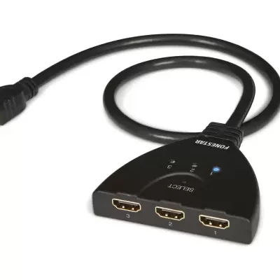 Adaptador HDMI preto com três portas e cabo