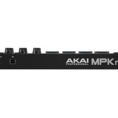 Controlador MIDI AKAI PROFESSIONAL MPK mini preto com botões e botão vermelho