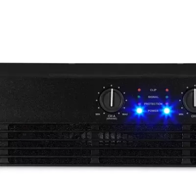 Amplificador de áudio preto ADA DYNA 16.2MKII com botões, LEDs azuis e interruptor frontal