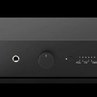 Aparelho preto eletrónico Maia S3 com botões e entradas de áudio