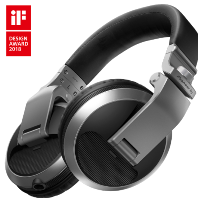 Auscultadores Pioneer preto e prata com selo iF DESIGN AWARD 2018