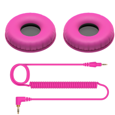 Almofadas auriculares cor-de-rosa com cabo de áudio enrolado