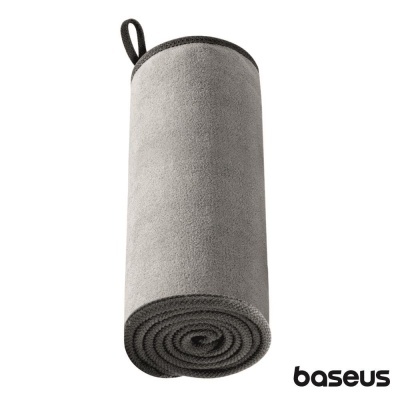 Tapete de microfibra cinza enrolado com bordas pretas e etiqueta baseus
