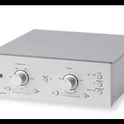 Amplificador de audio Phono Box RS2 cinzento claro com botões e etiquetas