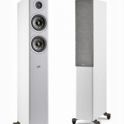 Colunas de som brancas Polk com altifalantes e base com rodízios