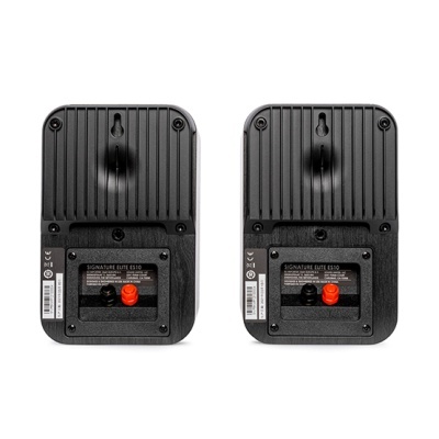 Altifalantes traseiros pretos Signature Elite ES10 com conectores de áudio
