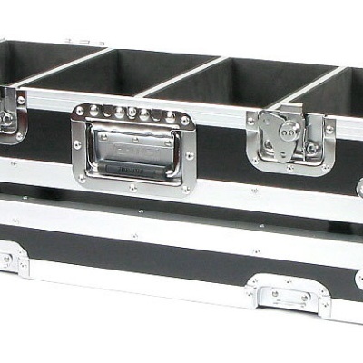 Estojo de transporte preto com divisórias e reforços metálicos