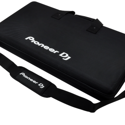 Mala preta para equipamento DJ com logotipo Pioneer DJ.