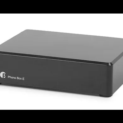 Caixa eletrónica preta retangular Phono Box E