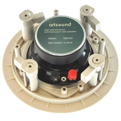 Coluna de parede artística branca com texto artsound e especificações técnicas